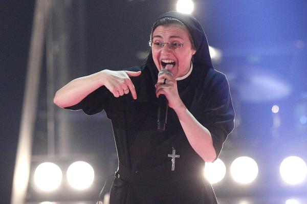 Sister Cristina Scuccia performs during the Italian State RAI TV show final "The Voice of Italy" in Milan on June 5, 2014